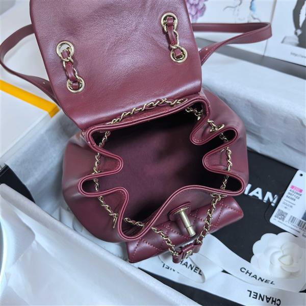 2026127213712856 700